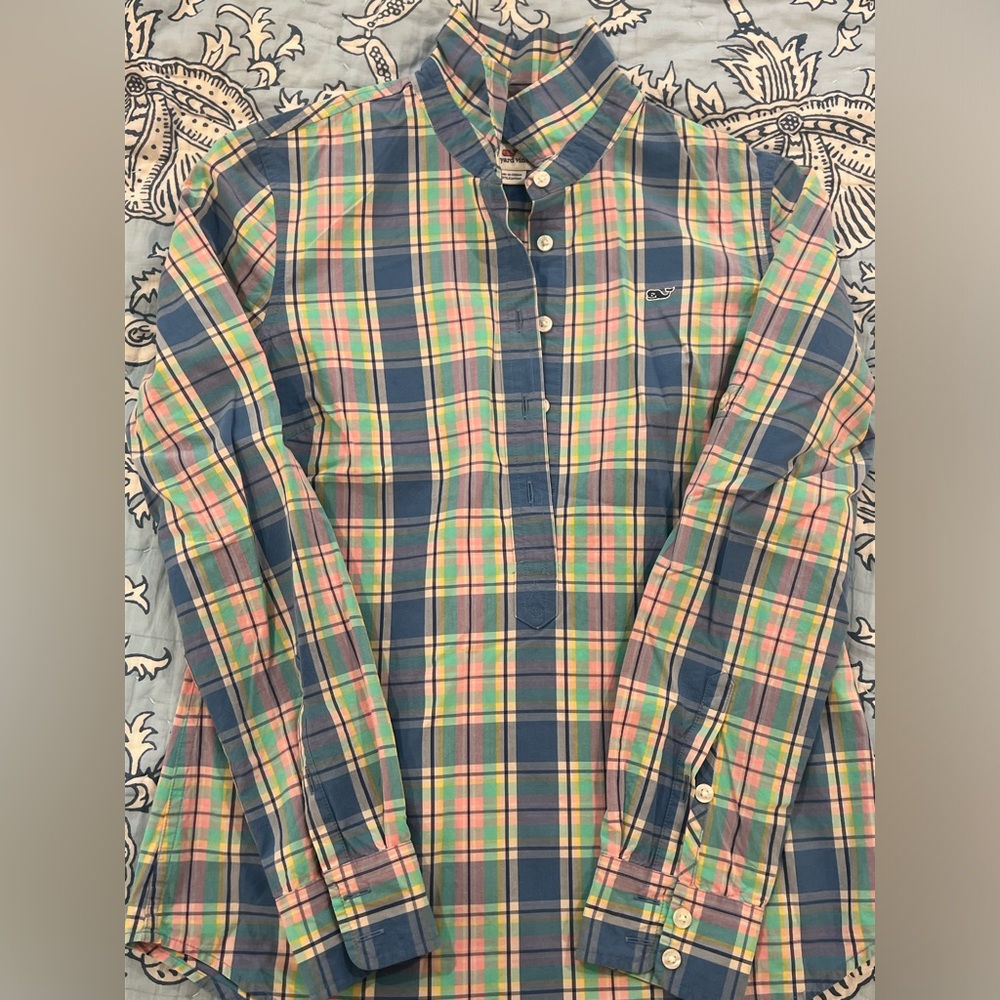 Vineyard Vines blouse